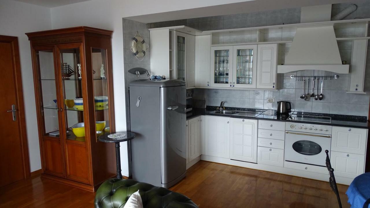 Sea View Apartment Jadranka Порторож Экстерьер фото
